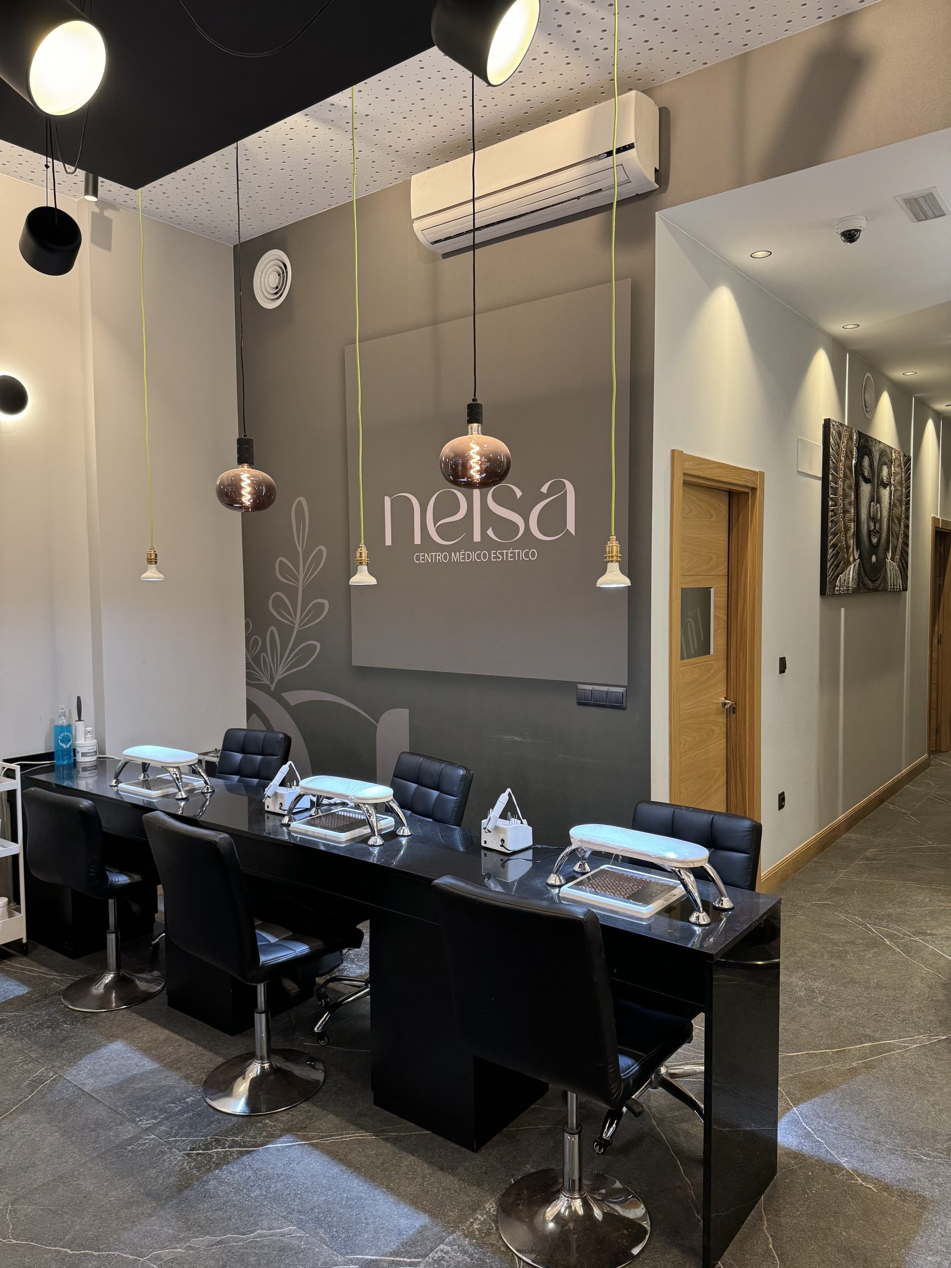 7D4BBB79-7461-4265-BFE4-9AB620B9FAFE